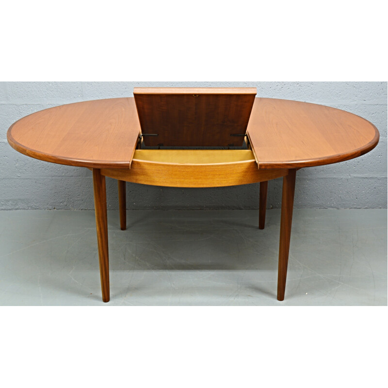 Mid-Century Teak Circular Extendable Fresco Dining Table by G-Plan   