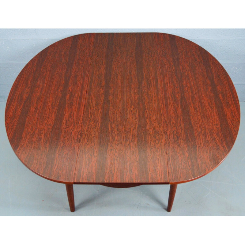 Rosewood extendable table by Greaves and Thomas - 1970s 