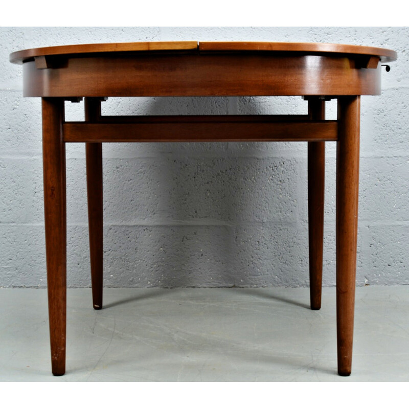 Rosewood extendable table by Greaves and Thomas - 1970s 