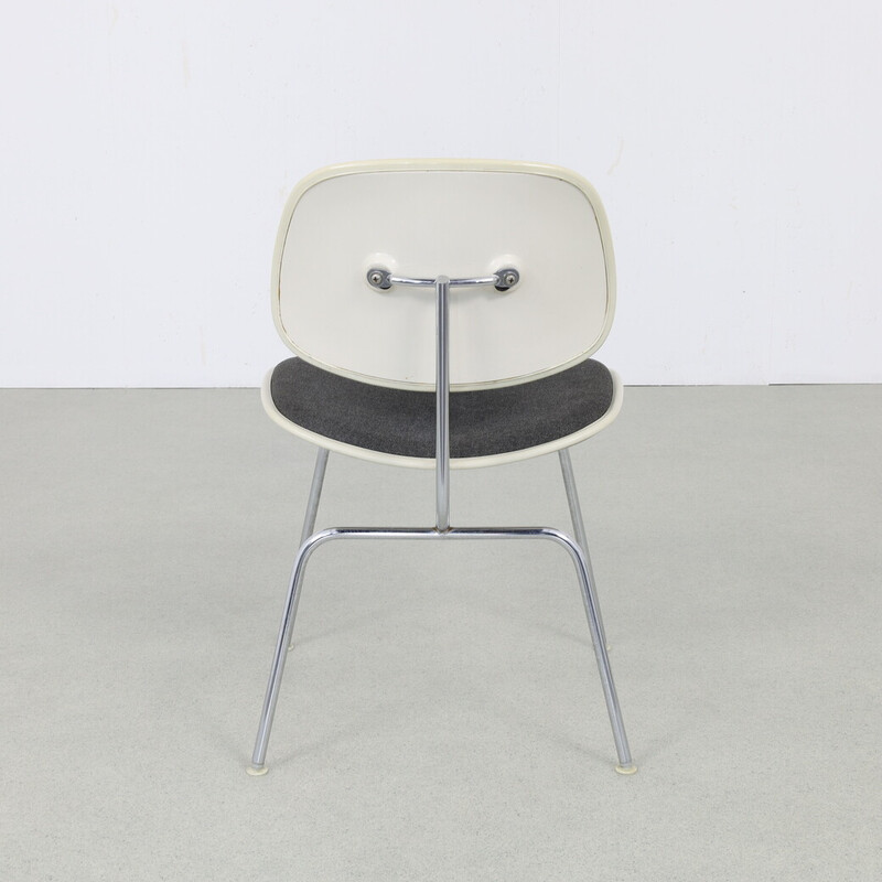 Vintage chair by Charles and Ray Eames for Herman Miller, 1970