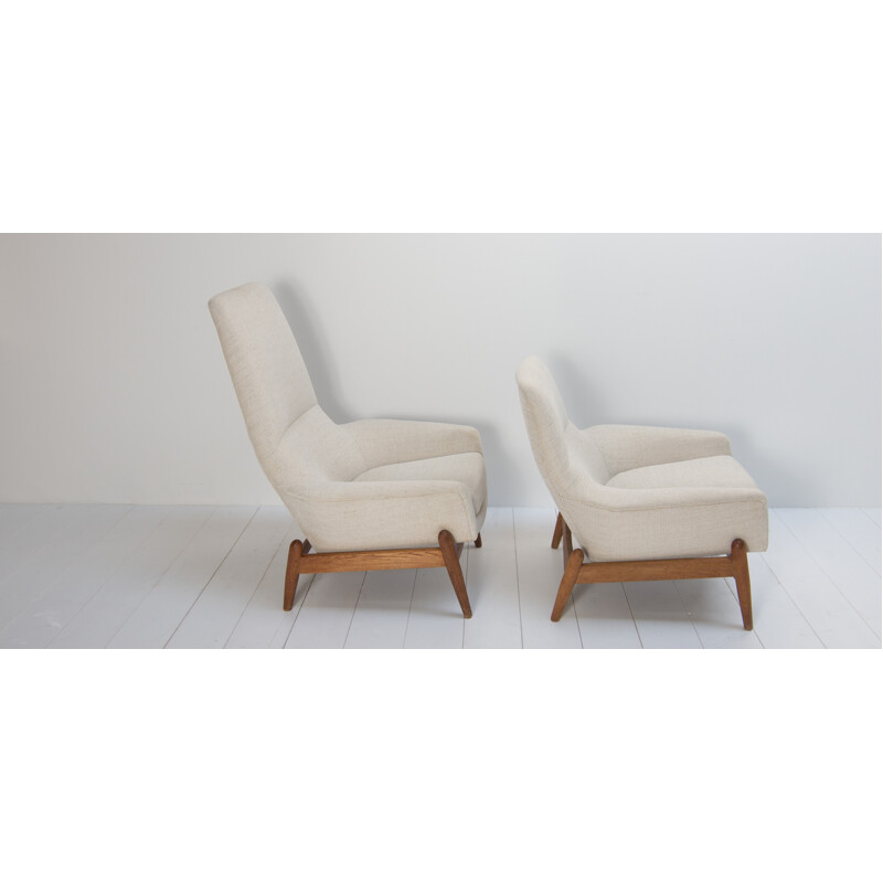 Paire de fauteuils beiges en laine et en chêne édition par IB Kofod Larsen - 1960