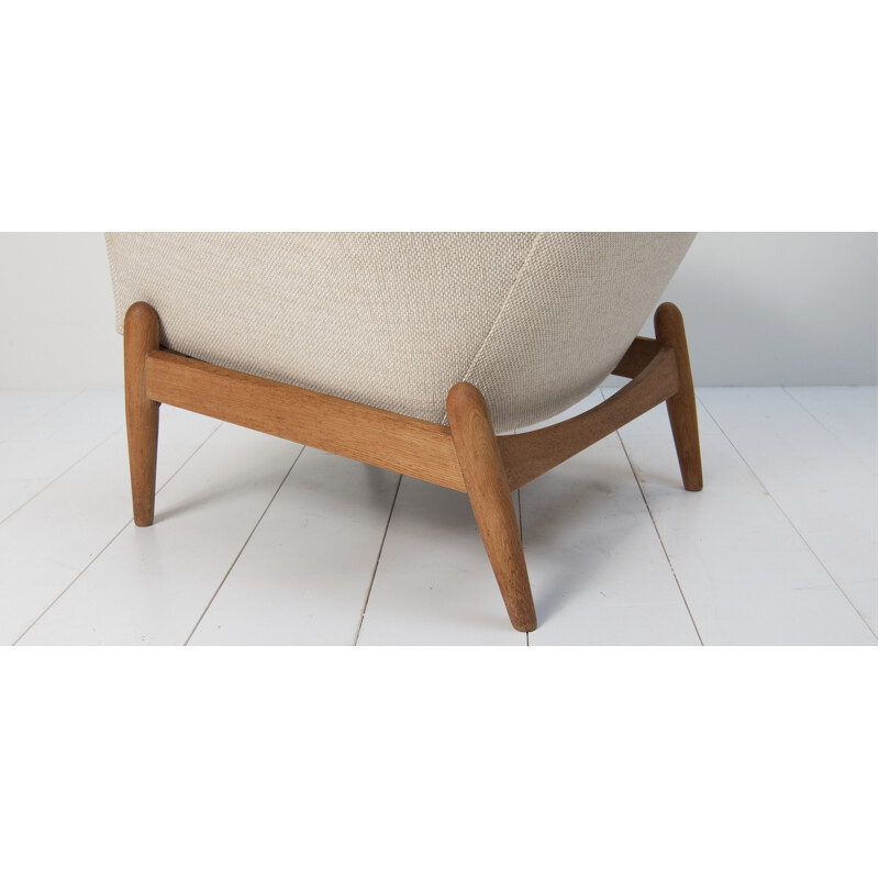 Pair of beige woolen and oakwood easy chairs designed by IB Kofod Larsen - 1960s
