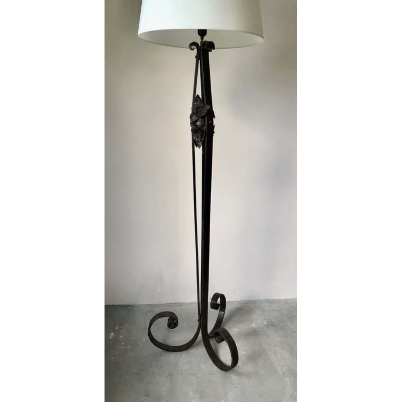Vintage Art Deco wrought iron floor lamp with flower decoration, 1930