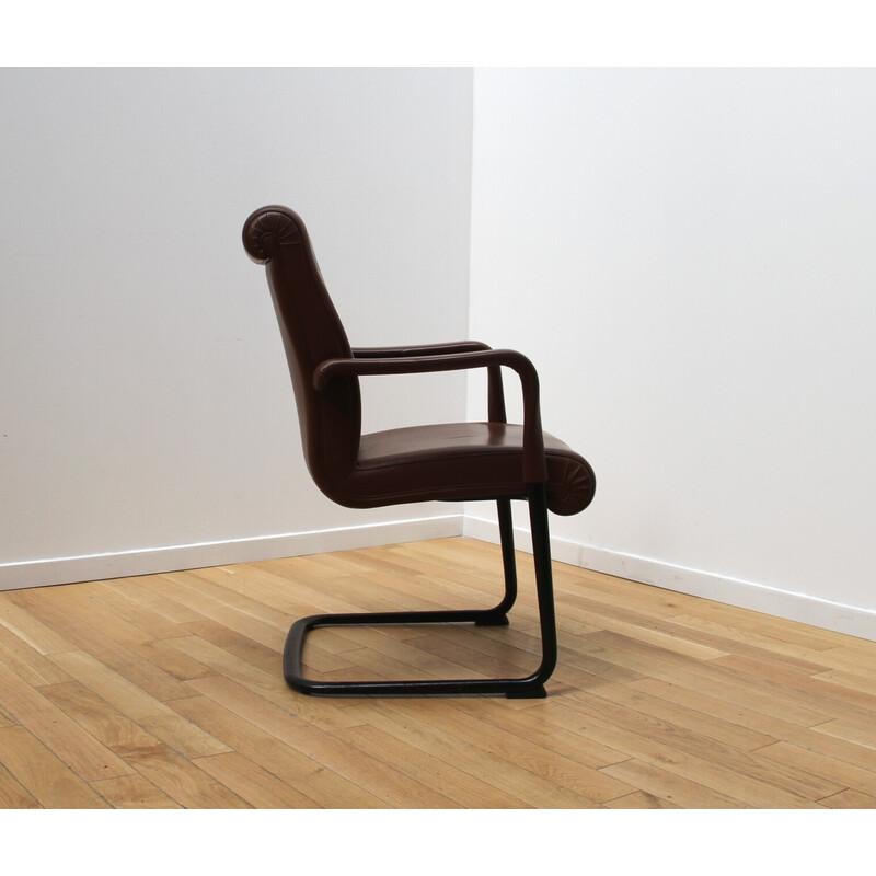 Lot de 4 fauteuils de bureau vintage par Poltrona Frau en métal teinté noir et cuir marron
