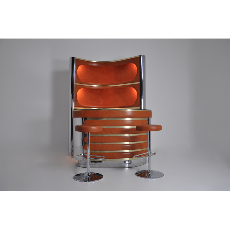 Vintage bar cabinet in leather and chrome metal with 2 stools, 1970