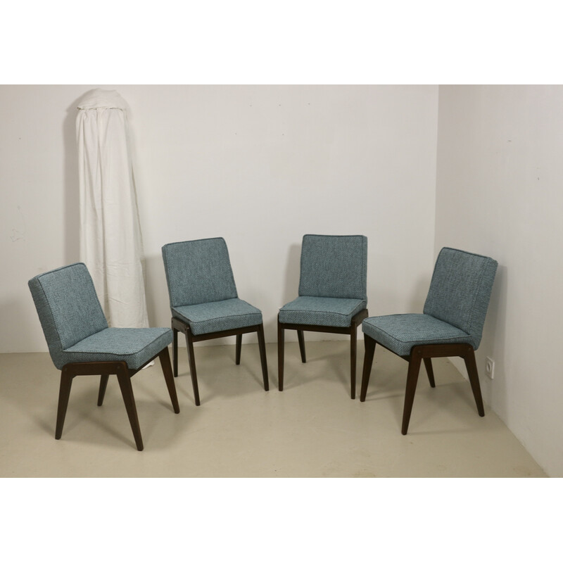 Set of 4 vintage "200-125 Var" solid ash chairs by Józef Chierowski, 1970