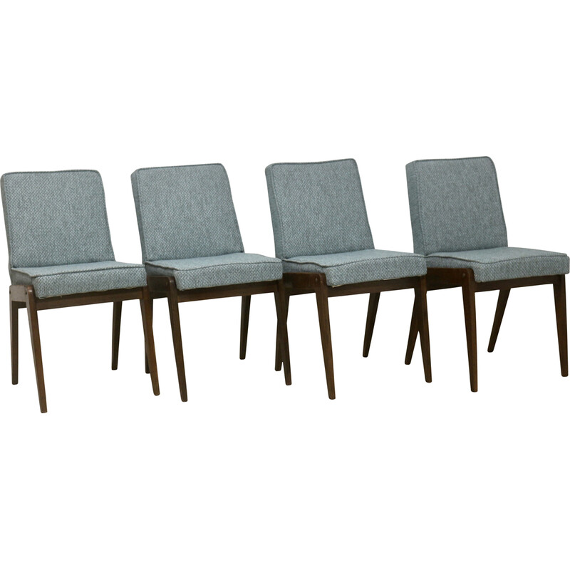 Set of 4 vintage "200-125 Var" solid ash chairs by Józef Chierowski, 1970