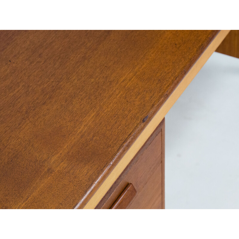 Vintage model 130 desk in teak and beech by Børge Mogensen for Søborg Møbler, Denmark 1950