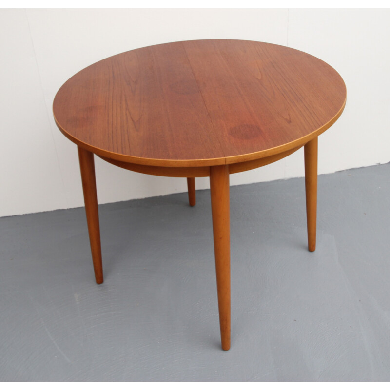 Solid wooden extendable dining table from Lübke - 1960s