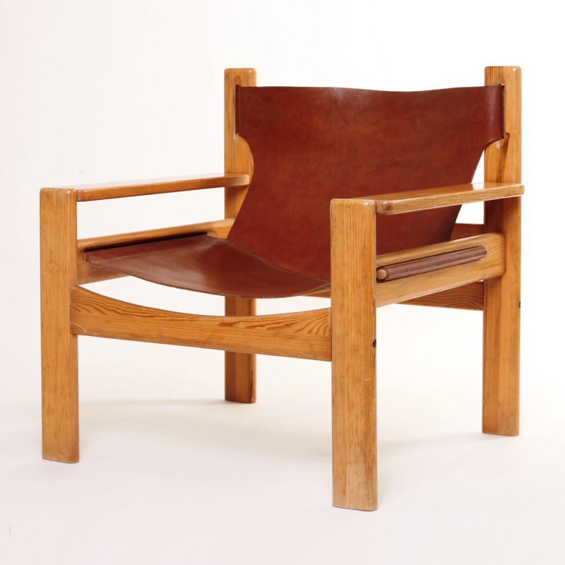 Vintage armchairs in leather and pine wood, Sweden 1960