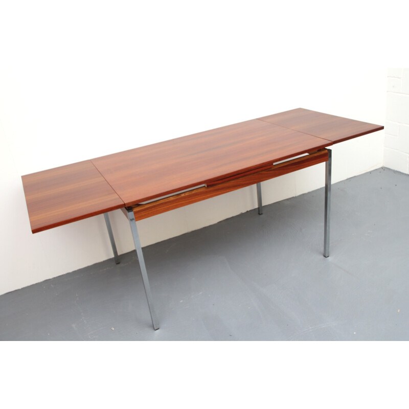 Extendable dining table in rosewood - 1970s
