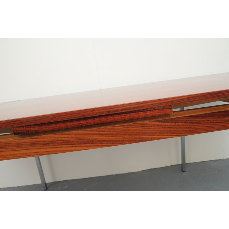 Extendable dining table in rosewood - 1970s