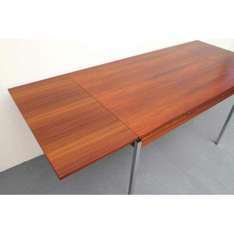 Extendable dining table in rosewood - 1970s