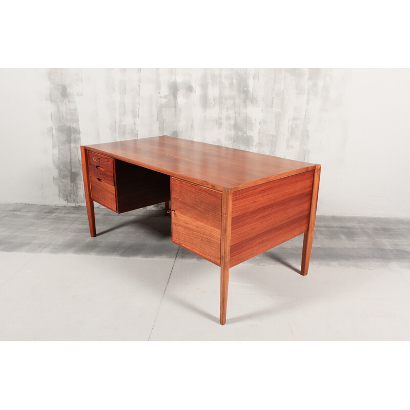 Vintage walnut desk by Wilhelm Renz, 1960