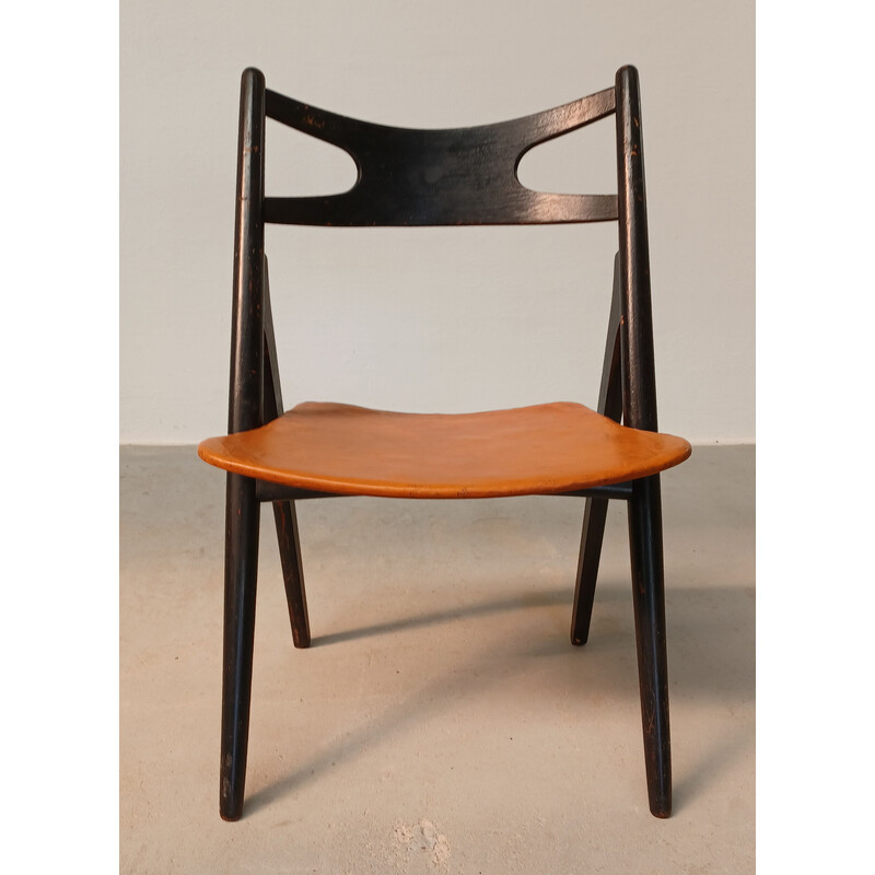 Chaise vintage Sawbuck en cuir par Hans Wegner pour Carl Hansen et Fils, 1950