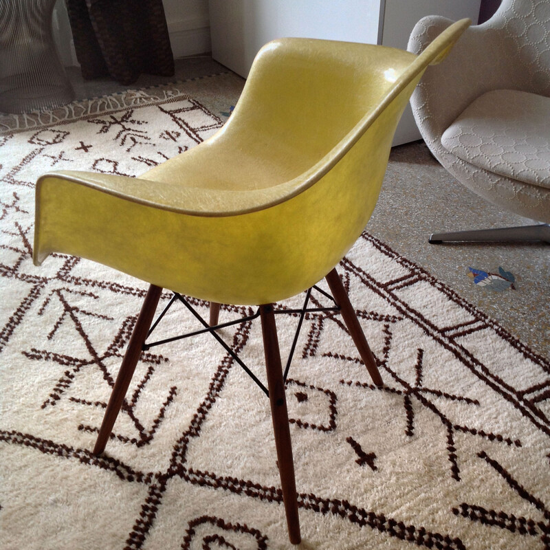 Vintage Zenith plastic armchair by Charles Eames for Herman Miller, 1954