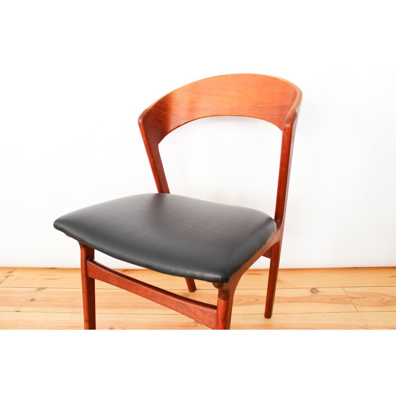 Chaise de table en teck et simili cuir de Kai Kristiansen - 1960