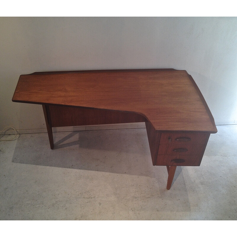 Danish desk with storage areas by Peter Løvig Nielsen - 1950s