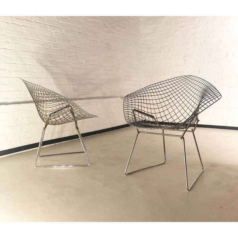 Pair of vintage Diamond armchairs by Harry Bertoia for Knoll