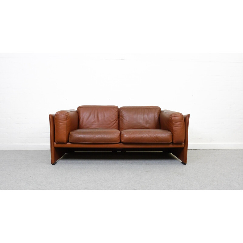 Mid-century 2-seater Sofa in leather by Mario Bellini for Cassina - 1970s 