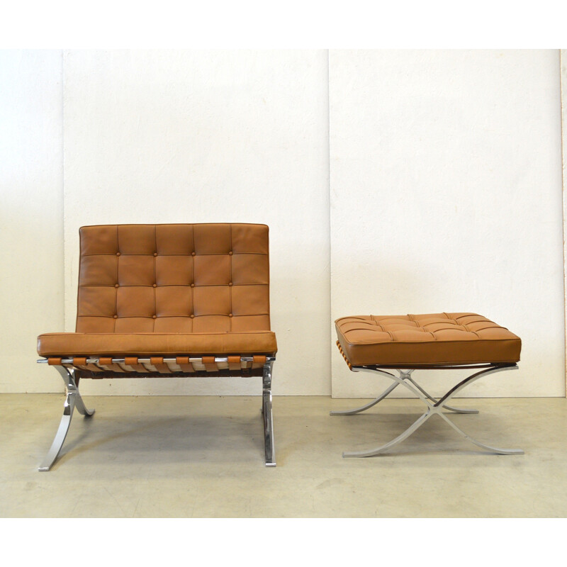 Barcelona armchair with ottoman by Knoll International - 1960s