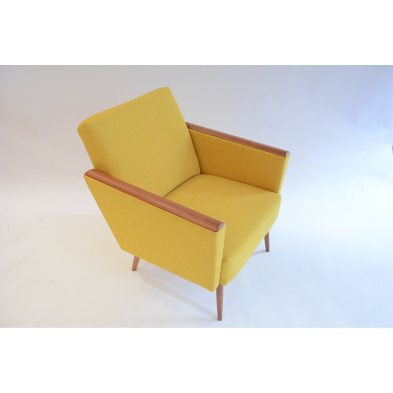 Fauteuil soviétique carré jaune - 1970