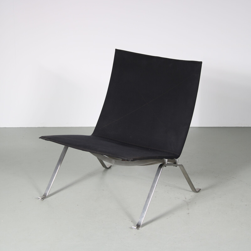Paire de chaises vintage PK22 en métal chromé et toile noire par Poul Kjaerholm pour Fritz Hansen, Danemark 2010