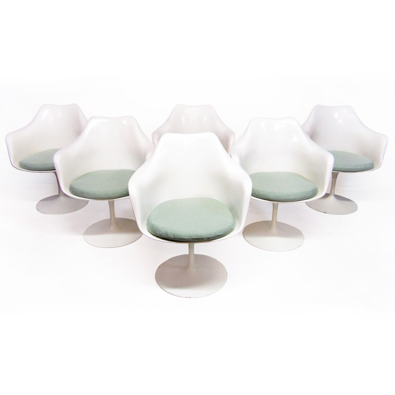 Ensemble à repas vintage « Tulip » en palissandre de Rio par Eero Saarinen pour Knoll, 1970