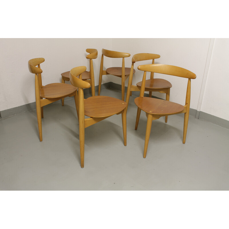 "Heart" set of dining room by Hans Wegner for Fritz Hansen - 1960s