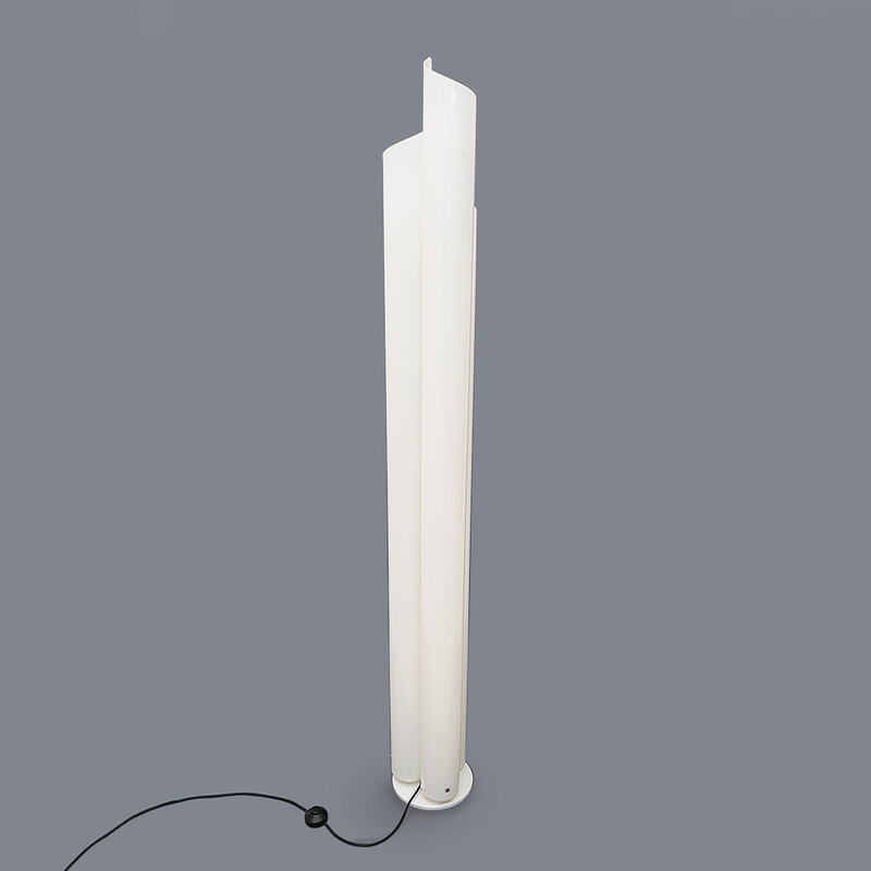 Vintage “Chimère” floor lamp in white painted metal by Vico Magistretti for Artemide, 1970