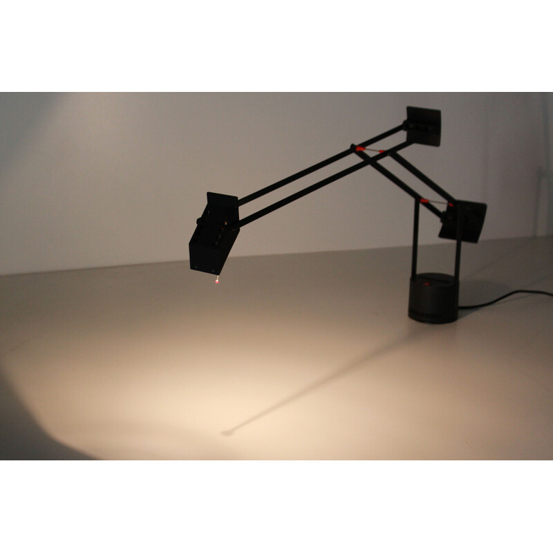 Lampe de table vintage Tizio flexible noire par Richard Sapper pour Artemide, Italie 1970