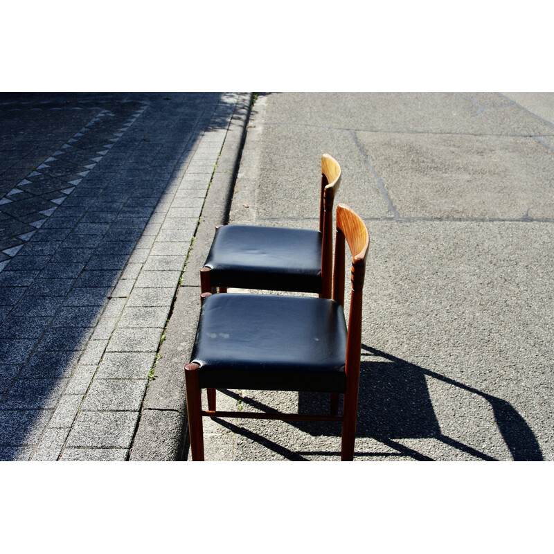 Paire de chaises vintage en teck et cuir noir par Hw Klein pour Bramin, Danemark 1960