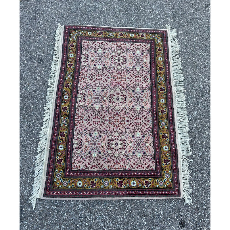 Tapis vintage en laine tissé à main