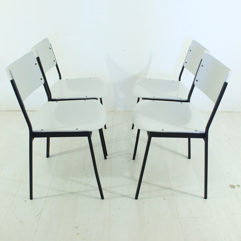 Ensemble de 4 chaises à repas grises - 1960