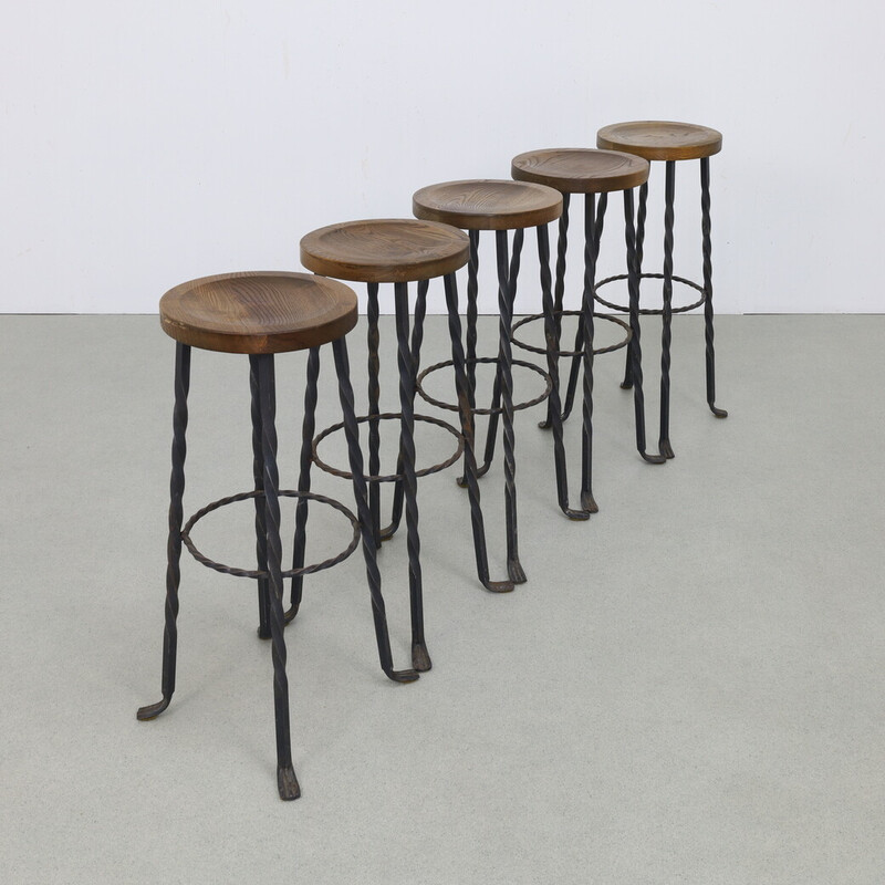 Ensemble de 5 tabourets de bar en fer forgé, 1970