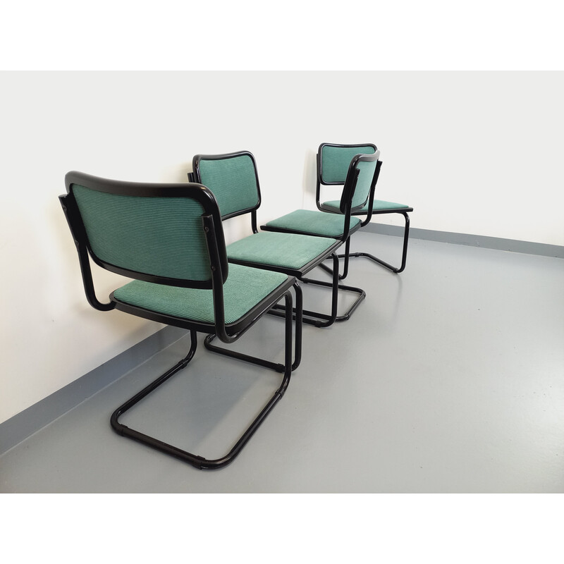 Conjunto de 4 cadeiras vintage em metal preto de Marcel Breuer