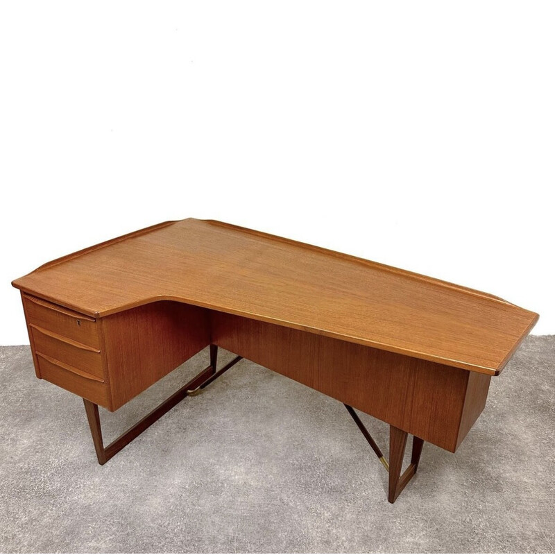 Bureau vintage Boomerang en teck par Peter Lovig Nielsen pour Dansk, Danemark 1960