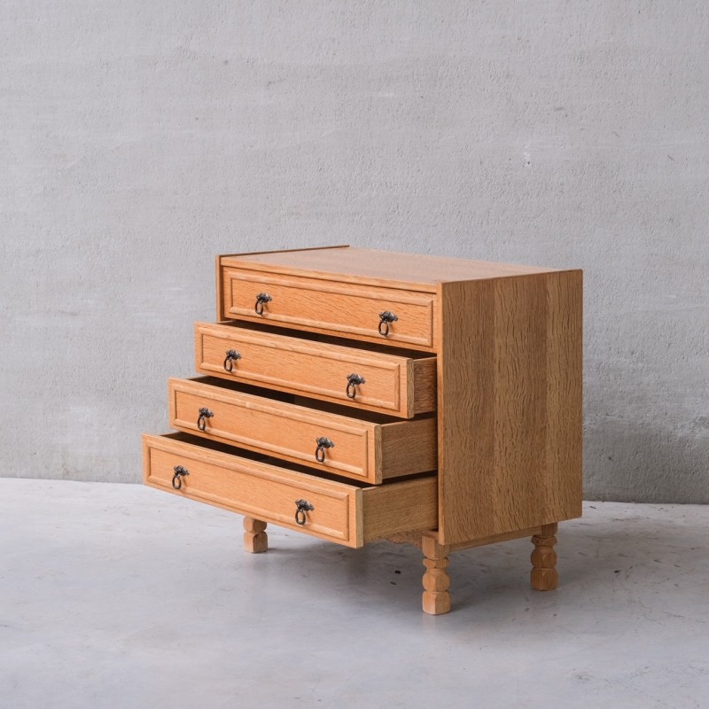 Vintage chest of drawers in oak, Denmark 1960