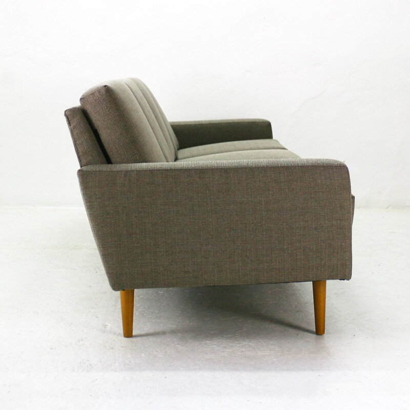 4-seater grey sofa in beechwood - 1960s