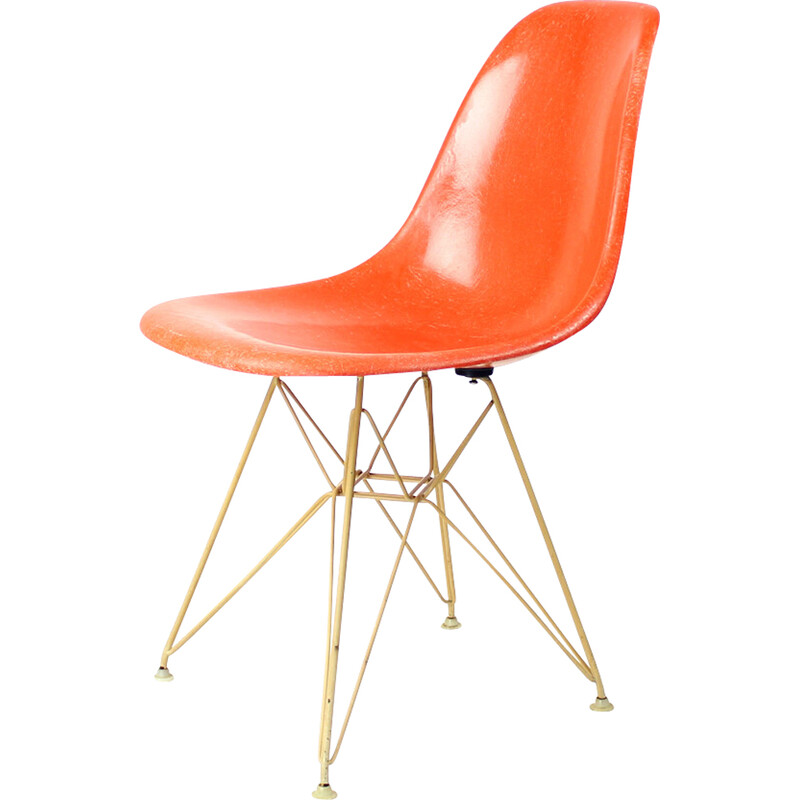 Vintage orange fiberglass shell chair by Charles and Ray Eames for Herman Miller, 1960