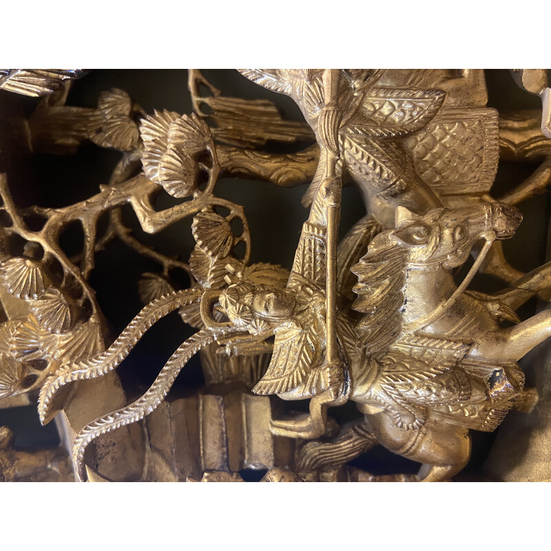 Panneau vintage en bois sculpté et doré, Chine