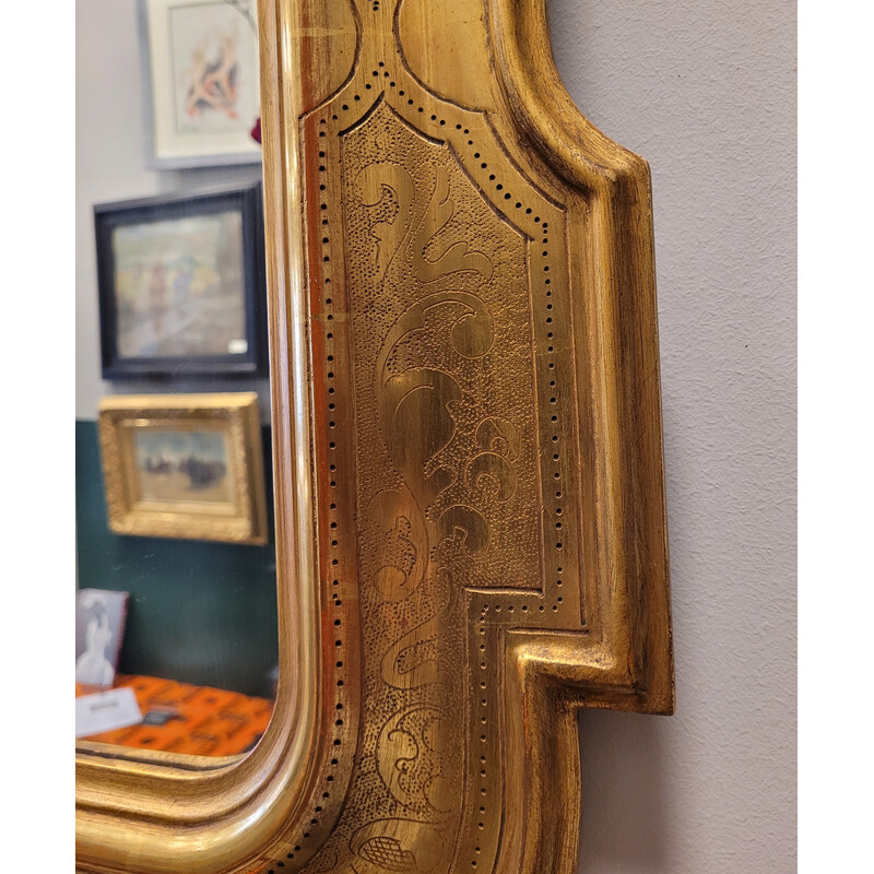 Vintage mirror in carved and gilded wood, Italy