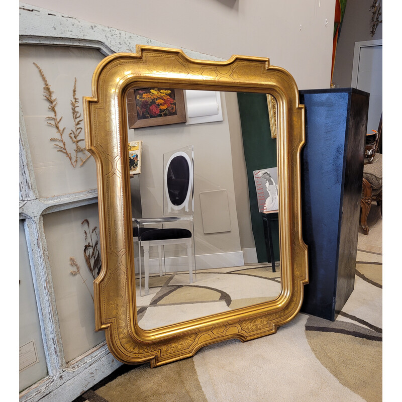 Vintage mirror in carved and gilded wood, Italy