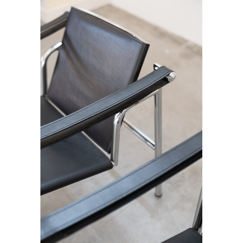 Paar alte LC1-Sessel aus Leder und Stahl von Le Corbusier und Pierre Jenneret für Cassina, Italien 1970