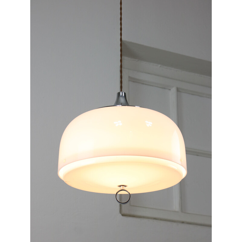 Vintage white Space Age pendant lamp by Guzzini