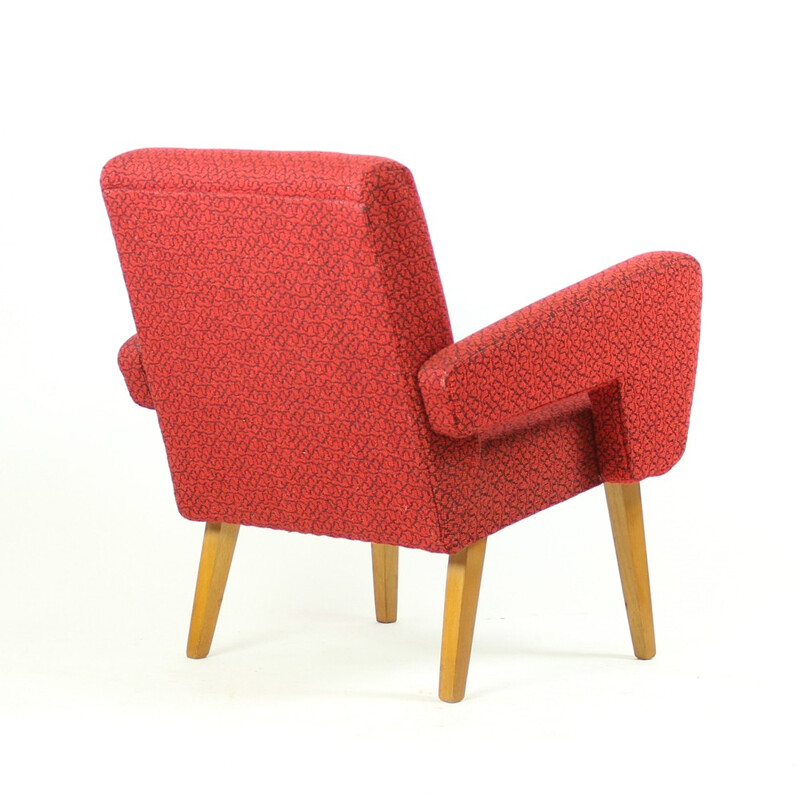 Pair of red armchairs in fabric and wood - 1960s