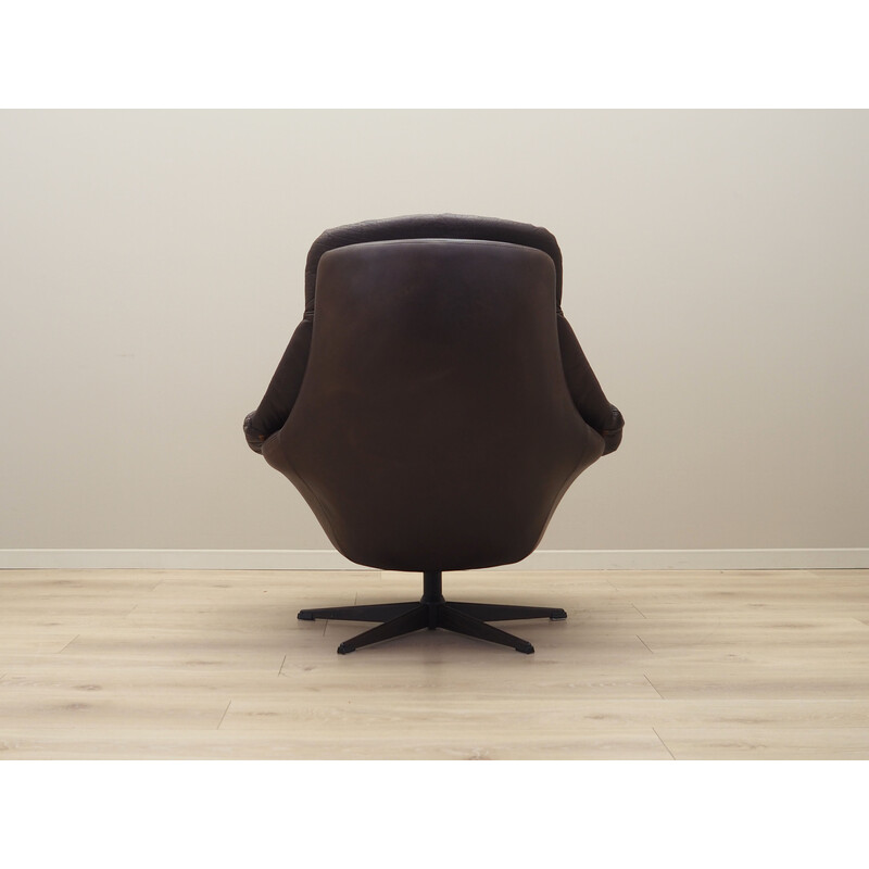 Vintage leather swivel armchair by Henry Walter Klein for Bramin, Denmark 1960