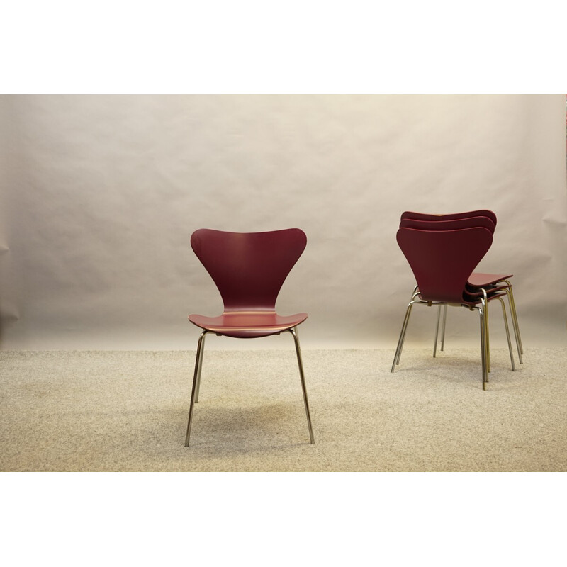 Set of 4 vintage model 3107 wooden chairs by Arne Jacobsen for Fritz Hansen, Denmark 1959