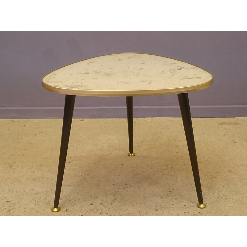 Tripod shaped tripod coffee table - 1950s