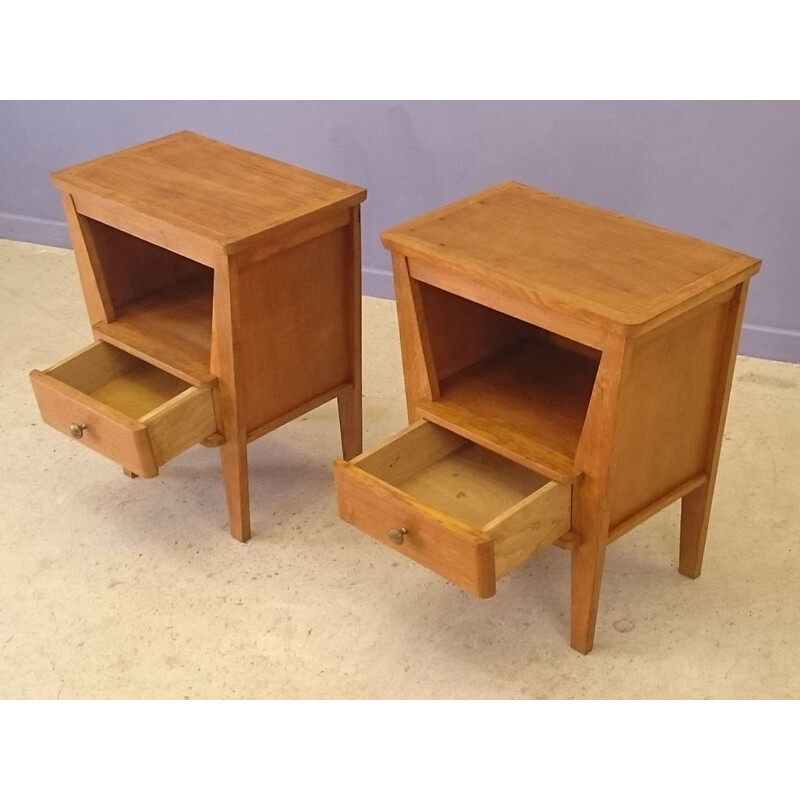 Pair of modernist bedside tables in light oak - 1950s